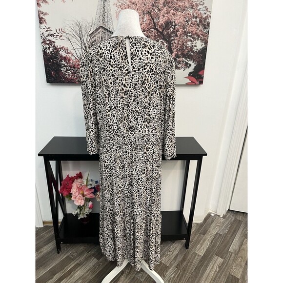 A New Day Women’s tiered dress Size XL Long Sleeve Animal Print Round Neck Rayon - Picture 2 of 14